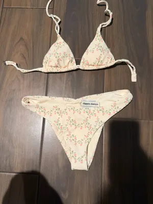 Dippin' Daisy's Bikini Set thumbnail 3