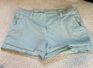 Vineyard Vines Shorts  thumbnail 1