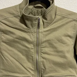 Hollister Quilted Bomber Jacket Khaki Utility Pockets Zip Front‎ Women's Small thumbnail 9