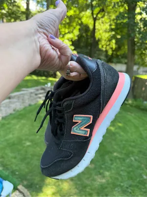 Womens NEW BALANCE 311 Black Sneakers Shoes / Size 8.5 thumbnail 5