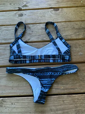 NWOT L*Space Lilly Tie Dye Itsy bikini set blue thumbnail 4