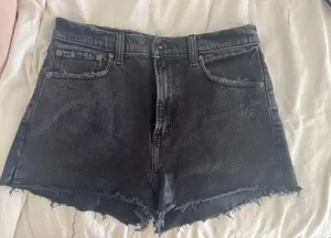 Abercrombie Mom Shorts High-Rise thumbnail 1