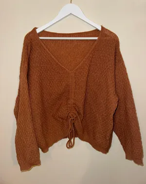 Knit Sweater Size L thumbnail 1
