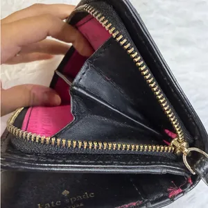 Kate Spade Black Wallet thumbnail 10