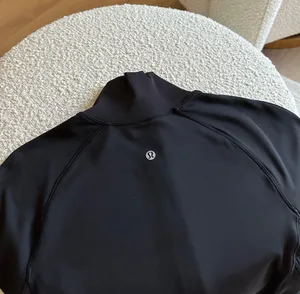 Lululemon Cropped Half-Zip thumbnail 5