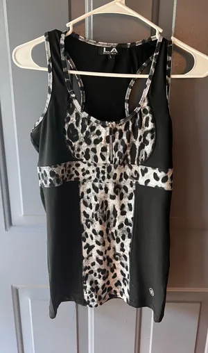 LA Society Workout top thumbnail 1
