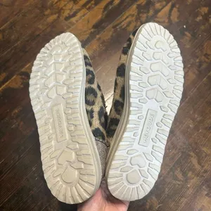 Hey Dudes Denny lined beige leopard slip on normcore shoes thumbnail 4
