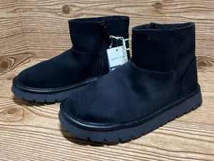 Black Ankle Boots Women Sz 6 Faux Suede Memory Foam Lined Winter Snow Warm‎ Zip thumbnail 1