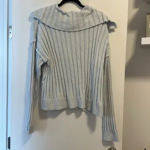 Forever21 Ribbed Knit Foldover Sweater thumbnail 4