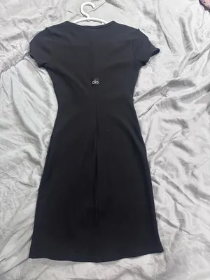 Alo yoga Goddess Ribbed Short Sleeve Dress size xs Color black thumbnail 4