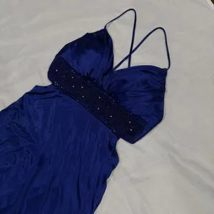 B. Darlin Royal Blue Formal Gown Size 1/2 Junior Prom Dress Side Cutout Ruched thumbnail 5