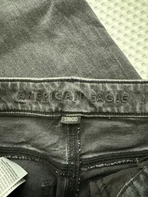 American Eagle Jeans Mom thumbnail 4