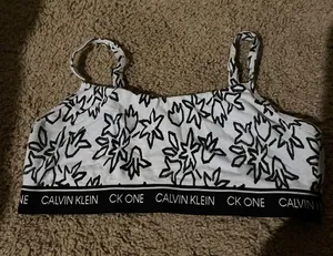 Calvin Klein Sports Bra thumbnail 1