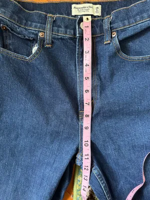 Abercrombie & Fitch Ultra High Waisted Ankle Jeans 27 Curve Love thumbnail 4
