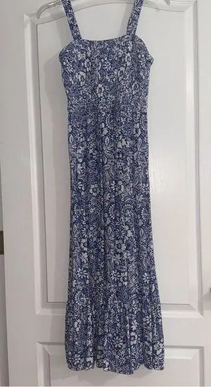 Jessica Simpson Blue and white floral midi dress thumbnail 1