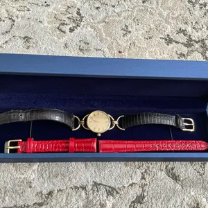 Women’s GUCCI lovely wrist watch❤️💛🖤 thumbnail 14