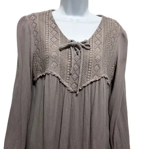 Maurices Women Boho Romantic Babydoll‎ Top M Taupe Lace Crochet Peasant Earthy thumbnail 3