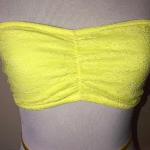 5/$30 🎈 Pink Victorias Secret medium yellow lace bandeau‎ thumbnail 2