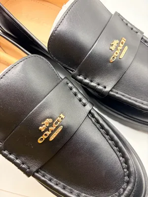 Coach Ruthie Leather Loafers Women’s 8B Black Chunky Lug Sole Platform Preppy Gold Logo thumbnail 6