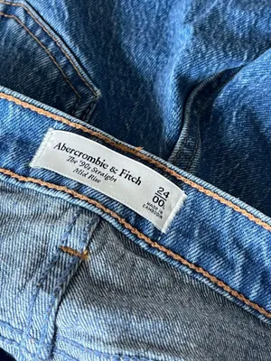 90s Abercrombie Mid-Rise Straight Jeans thumbnail 5