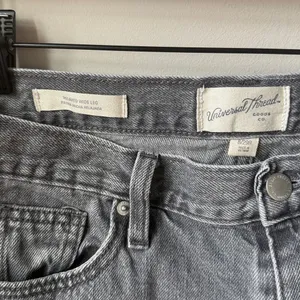 Universal Thread Gray Wash High Rise Relaxed Wide Leg Jeans thumbnail 3