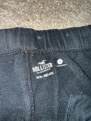Hollister Sweatpants thumbnail 2