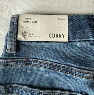 Curvy Mom Jeans American Eagle thumbnail 4