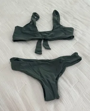 Shein Bikini Set  thumbnail 1