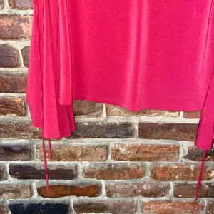 NWT Express Red V-Neck Long Bell Sleeve Open Shoulder Top Women's Size Small thumbnail 5