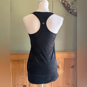 LuluLemon Black Camo Align Tank size 8 (per measurement) thumbnail 4