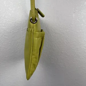 ili Small‎ Crossbody Bright Chartreuse Green Leather Zip Top Exterior Pockets thumbnail 5