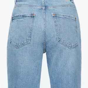 ZARA Mom Fit Jeans thumbnail 5