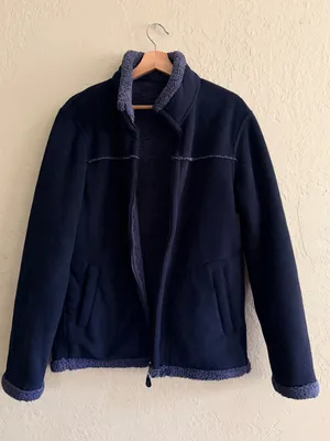 Uniqlo Black Reversible Fleece Jacket with Light Grey Sherpa Trim thumbnail 1