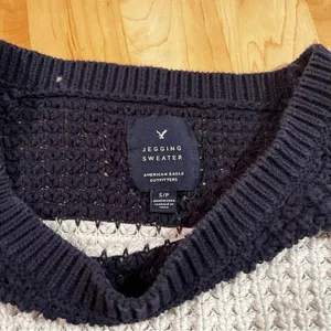 American Eagle Blue and White Striped Jegging Knit Sweatshirt Women’s Small thumbnail 3