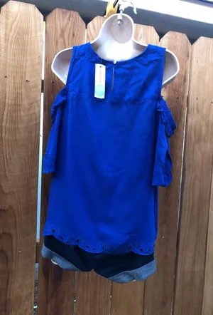 Blue cold shoulder top cold shoulder style Sz Medium thumbnail 6