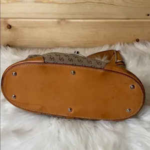 Dooney & Bourke Vintage Signature Leather Purse thumbnail 8