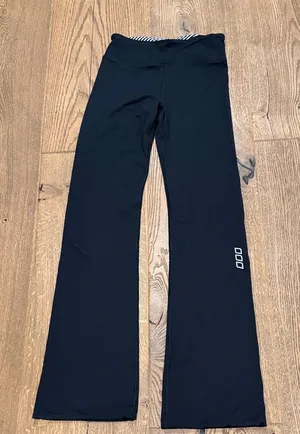 Lorna Jane Black Bootcut/wide/flarw‎ Active Leggings with Subtle Logo XS thumbnail 1