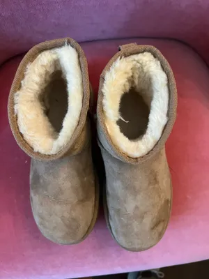 UGG Classic Women’s Mini Boots 5 thumbnail 2