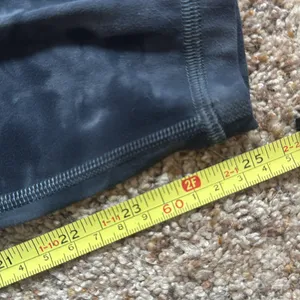 Lululemon high waist leggings with pockets. Size 14 thumbnail 8