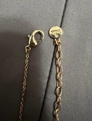 Bella initial A necklace Gold thumbnail 3