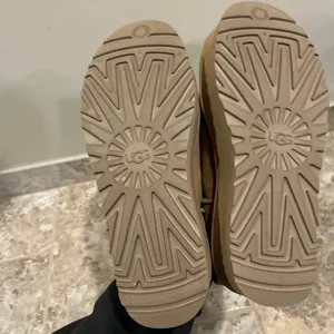 UGG Ultra Mini Platform Chestnut Women's Size 8 thumbnail 5