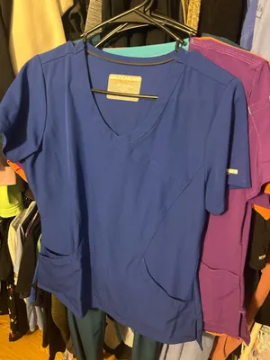 Scrub Skechers Top thumbnail 1