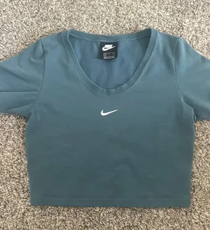 Nike Top thumbnail 1