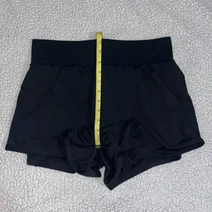 Fabletics Shorts High-Waisted thumbnail 8
