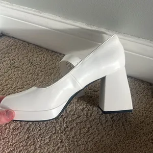 Dream Pairs White Heels Elegant Design thumbnail 12