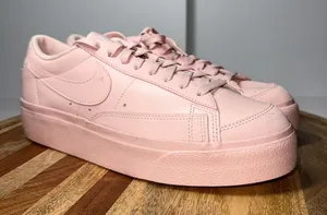Womens Nike Blazer Low Platform Pink Rose Sneaker Size 10 Sportswear Dj0292-600 thumbnail 1