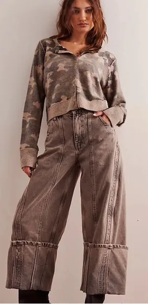 NWT FREE PEOPLE We The Free Olsen Cuffed Crop Barrel Jeans - Slate $128 thumbnail 1