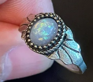 Simulated opal silver plated women ring size 9 thumbnail 7