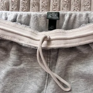 Wild Fable Light Gray Joggers with Drawstring thumbnail 3
