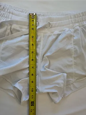 Lululemon Hotty Hot High-Rise Lined Shorts 2.5 White Size 6 LW7AHRT P60218 thumbnail 6